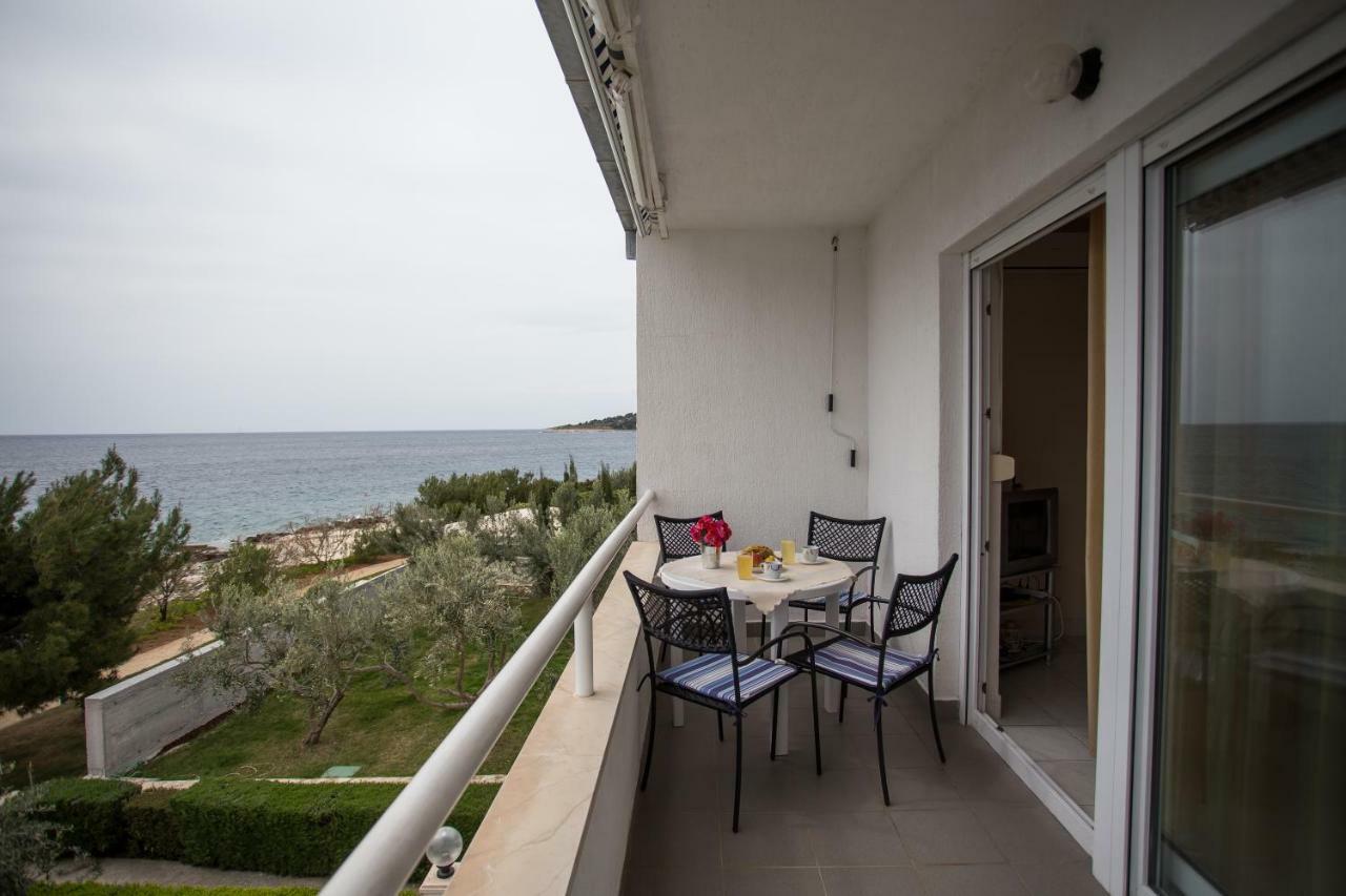 Apartments Gloria Primošten Extérieur photo