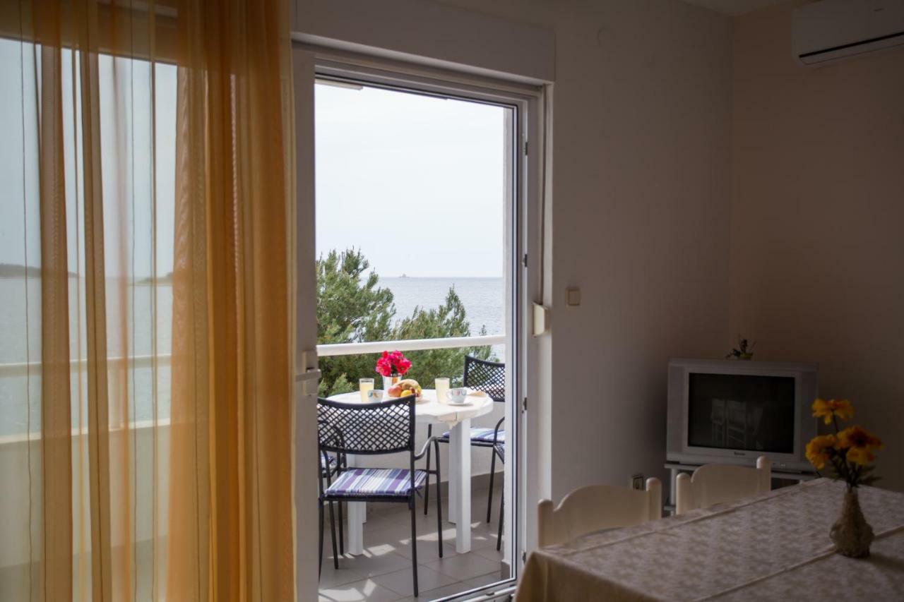 Apartments Gloria Primošten Extérieur photo