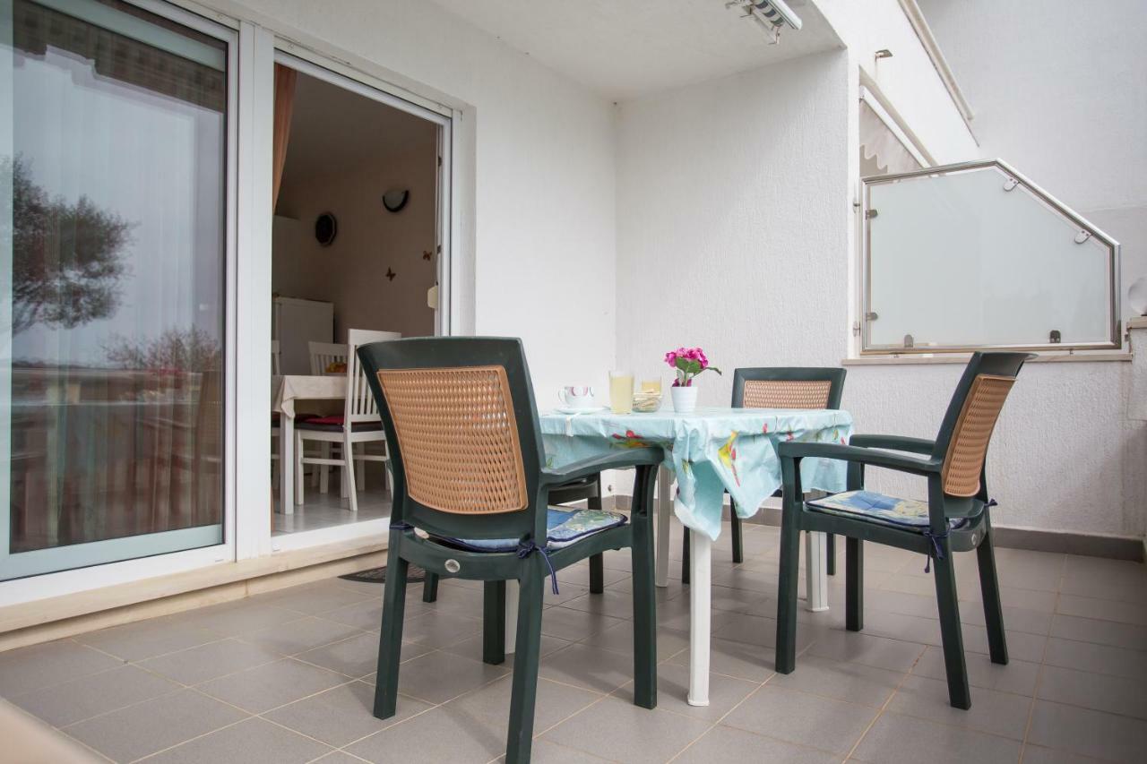 Apartments Gloria Primošten Extérieur photo
