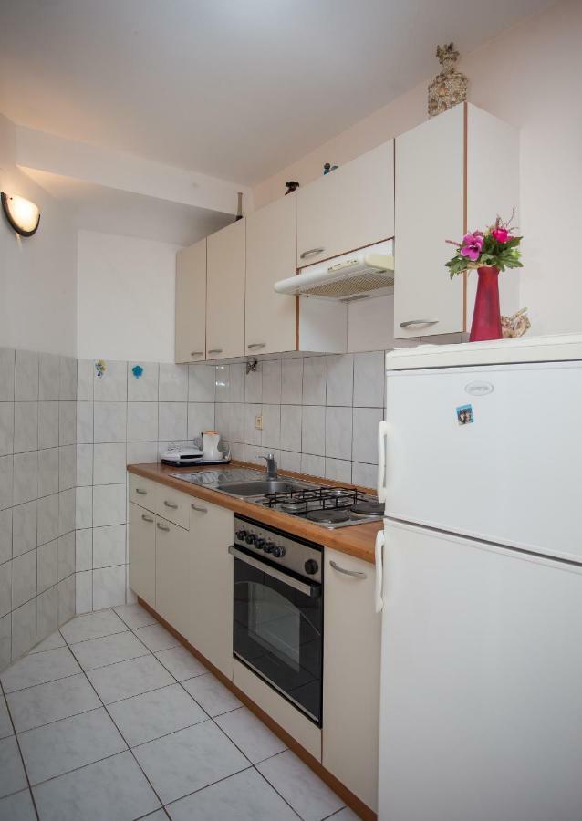 Apartments Gloria Primošten Extérieur photo